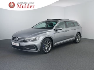 Volkswagen Passat Variant 1.4 TSI PHEV GTE Business | Pano | Matrix | Leer | Zwenkhaak | 18inch |