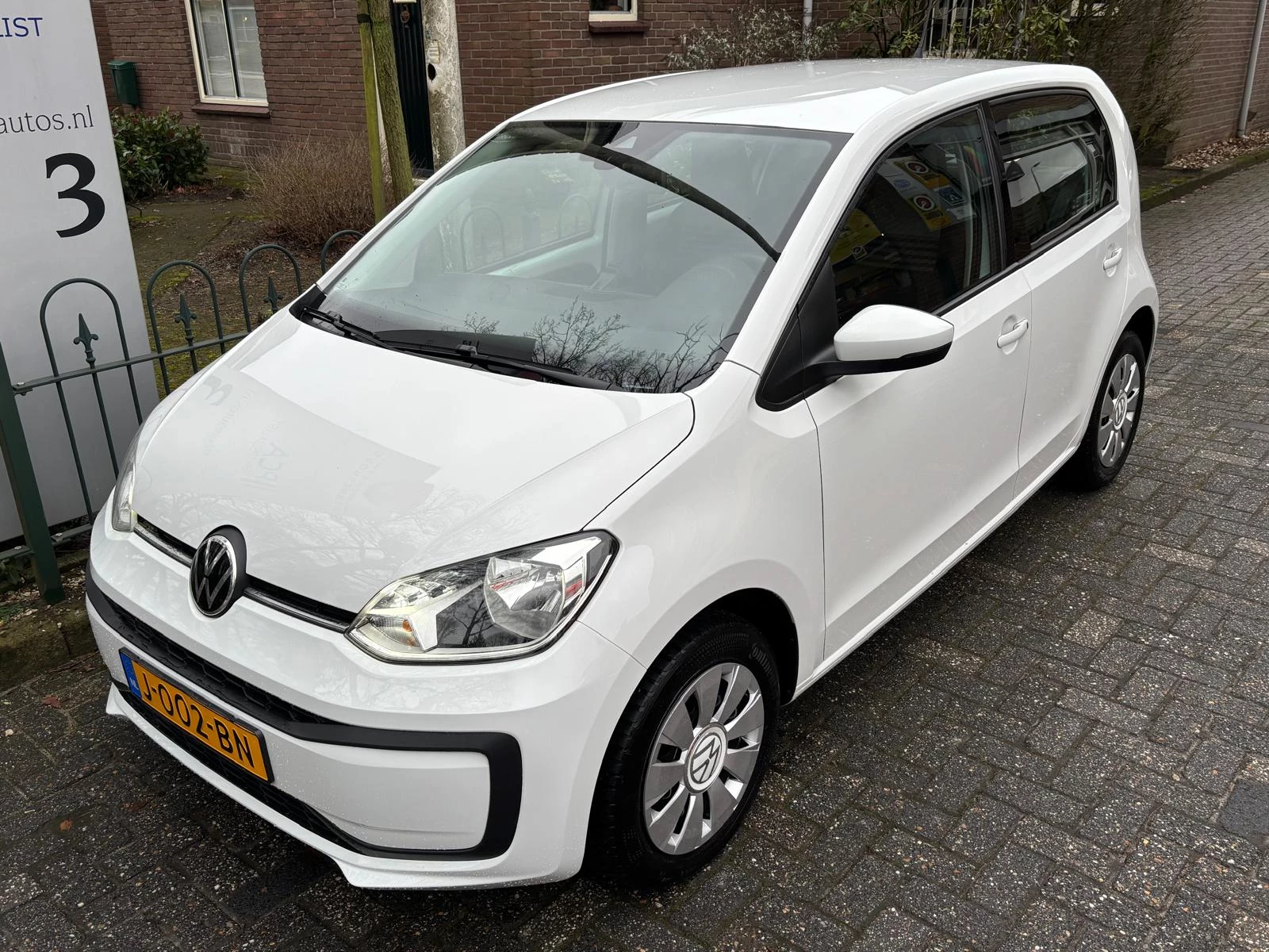 Hoofdafbeelding Volkswagen up!
