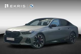 BMW i5 M60 M Sport Pro / Trekhaak / Bowers & Wilkins / Adaptief M onderstel Professional / Driving Assistant Professional / Parking Assistant Professional / Comfortstoelen met Stoelventilatie / Head-up / Rondomzicht camera's