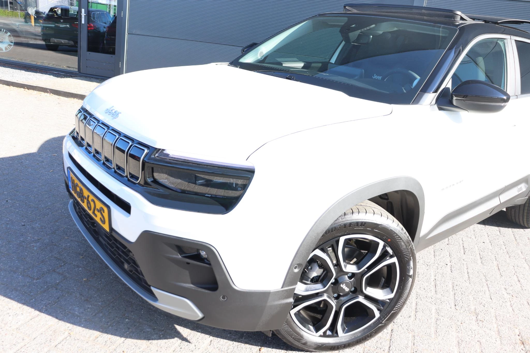 Hoofdafbeelding Jeep Avenger