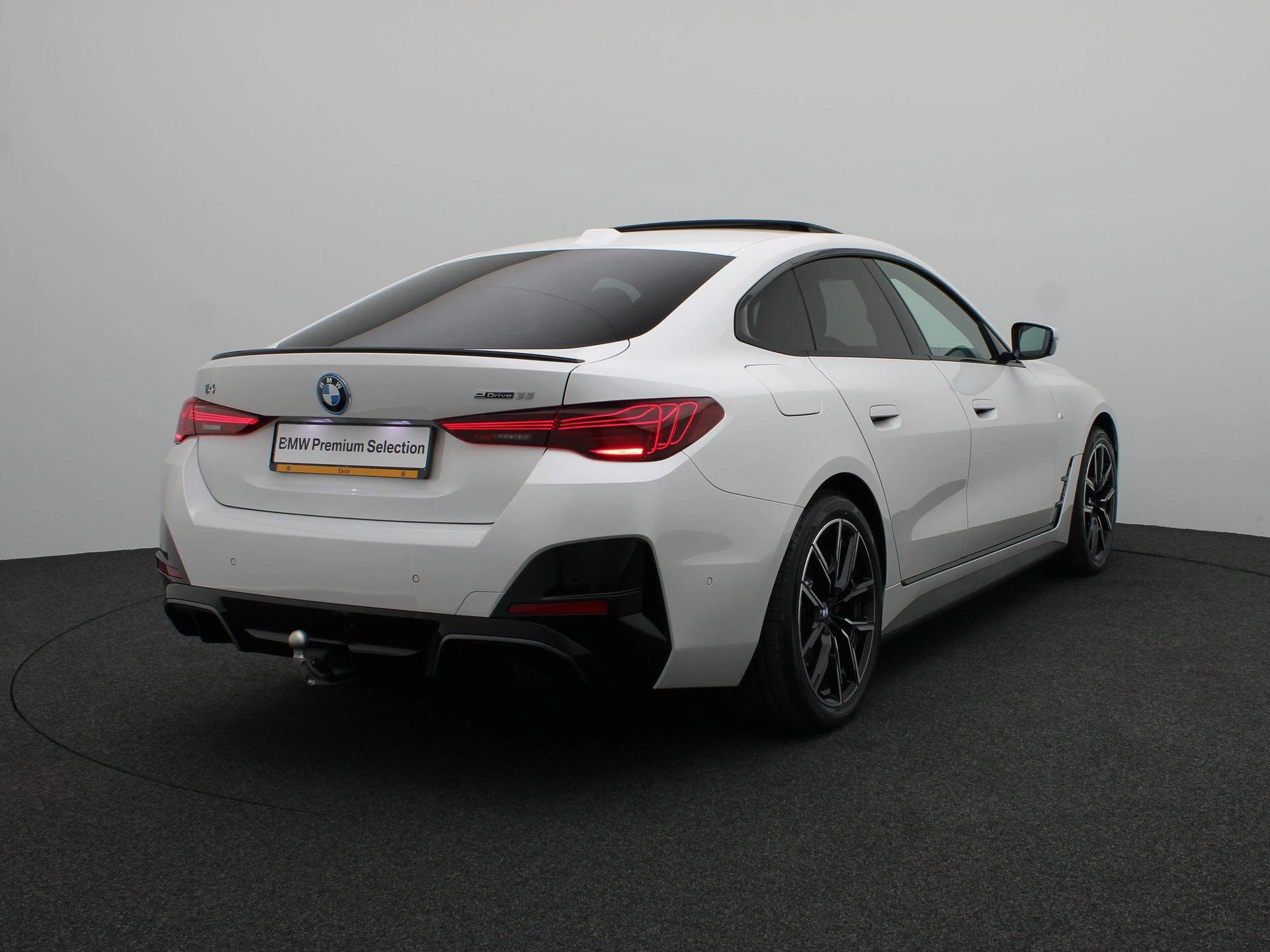 Hoofdafbeelding BMW i4