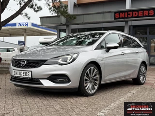 Hoofdafbeelding Opel Astra Opel Astra Sports Tourer 1.4 Blitz Elegance