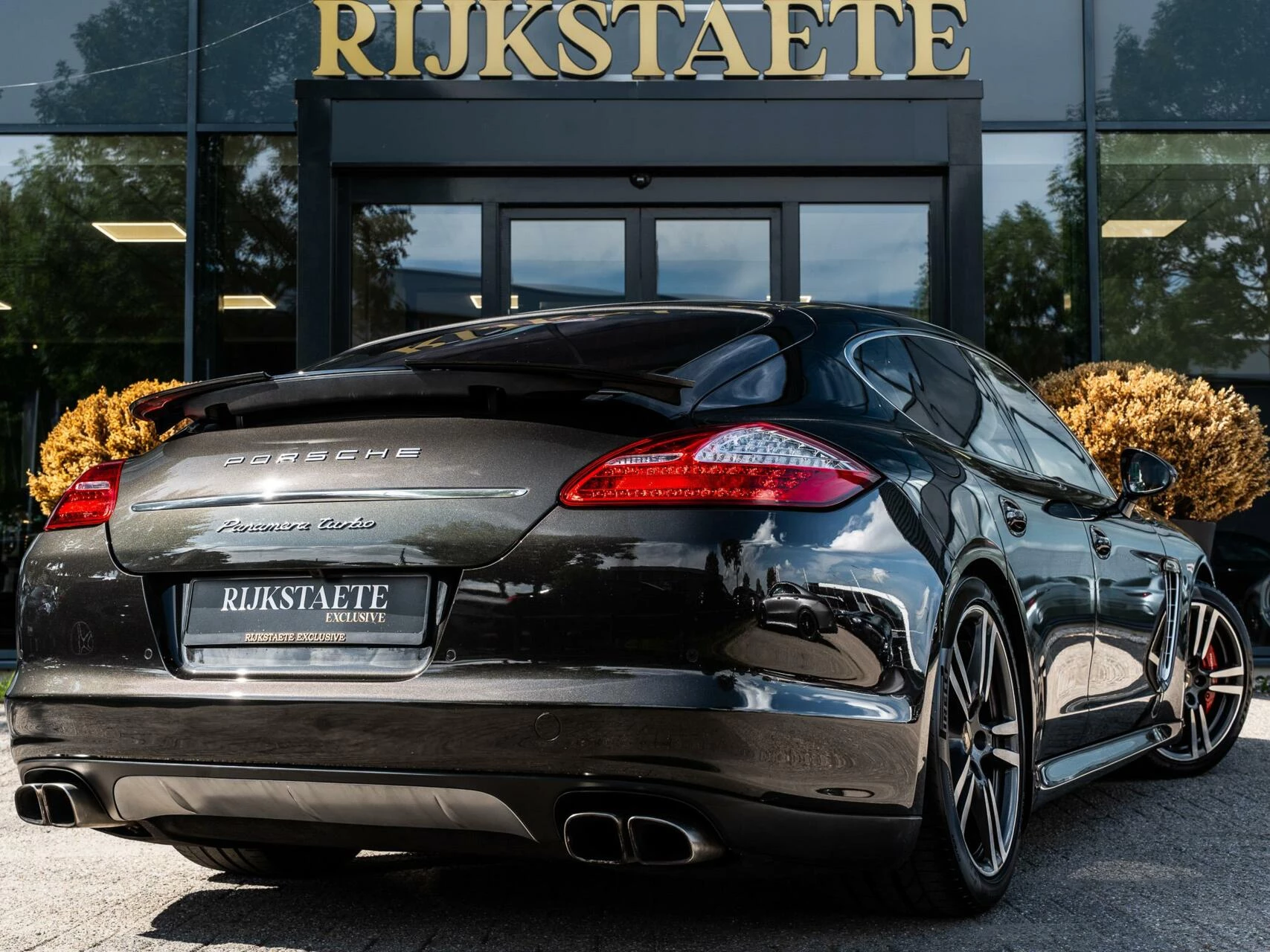 Hoofdafbeelding Porsche Panamera