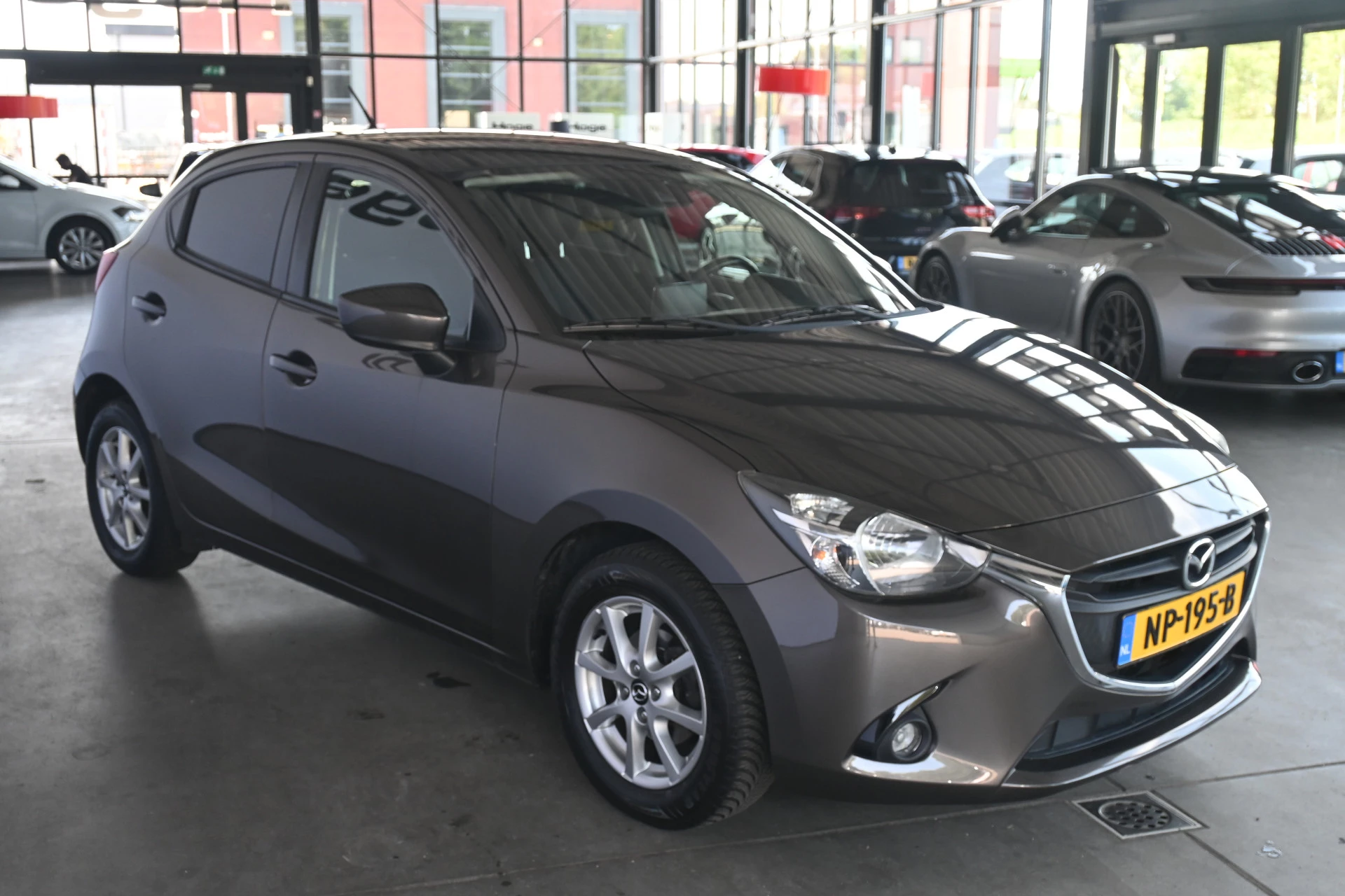 Hoofdafbeelding Mazda 2