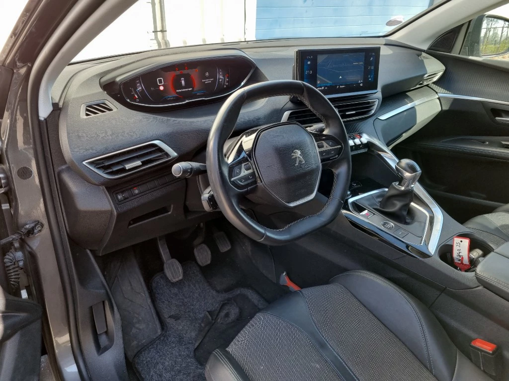 Hoofdafbeelding Peugeot 5008