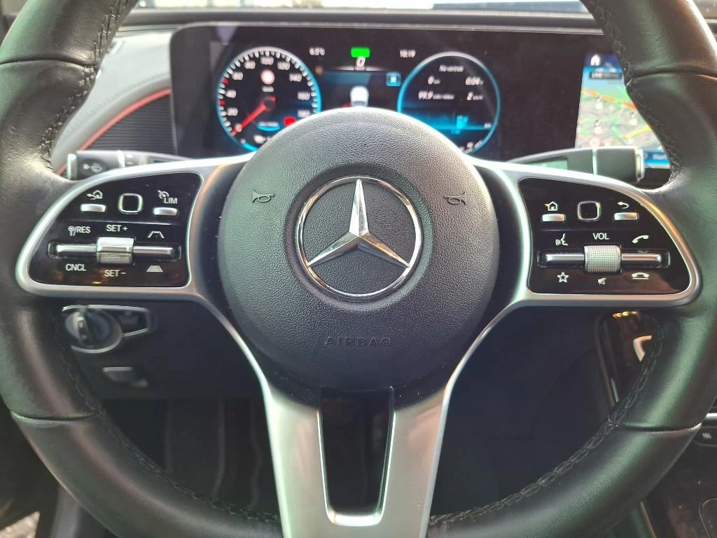 Hoofdafbeelding Mercedes-Benz EQC