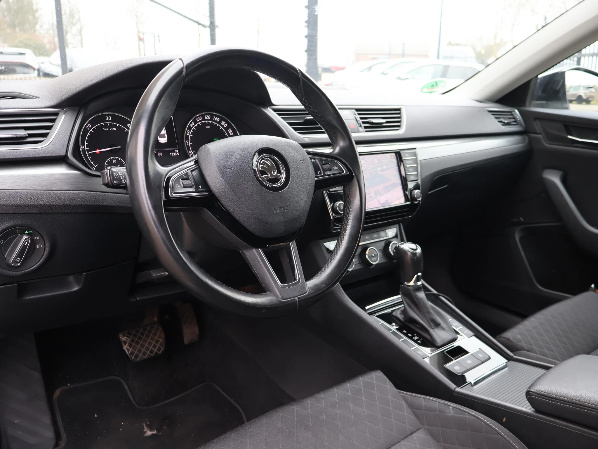 Hoofdafbeelding Škoda Superb