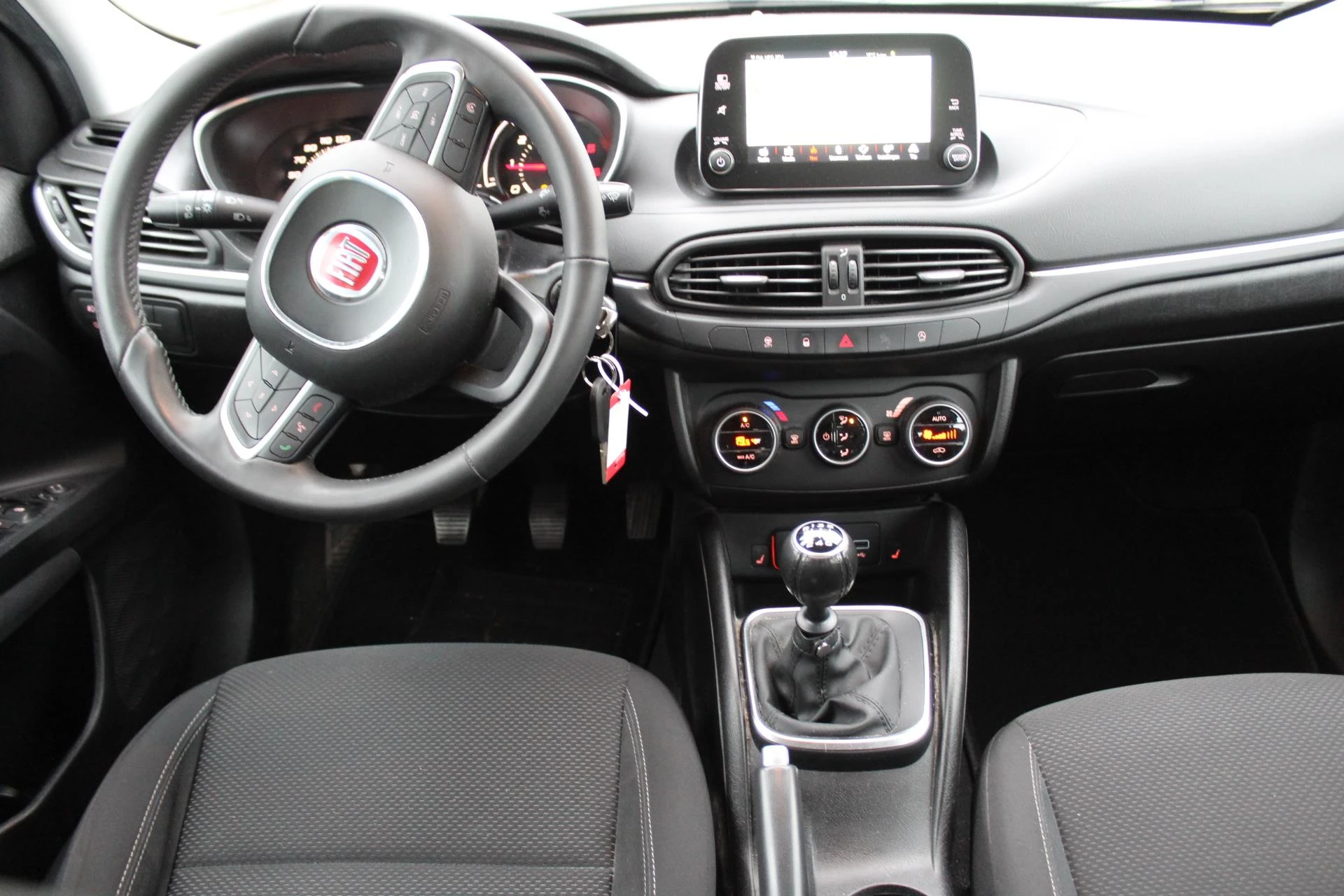 Hoofdafbeelding Fiat Tipo