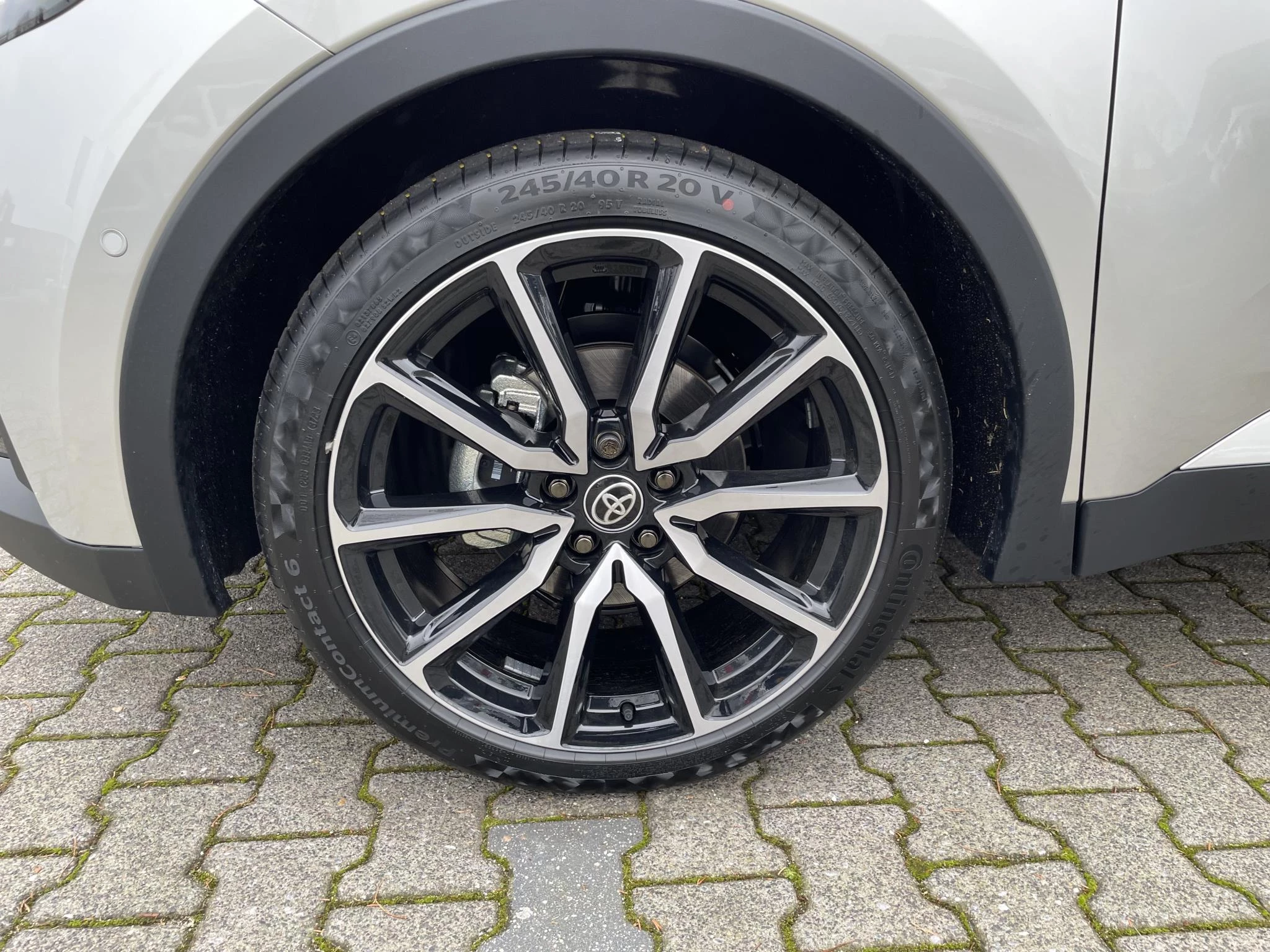 Hoofdafbeelding Toyota C-HR