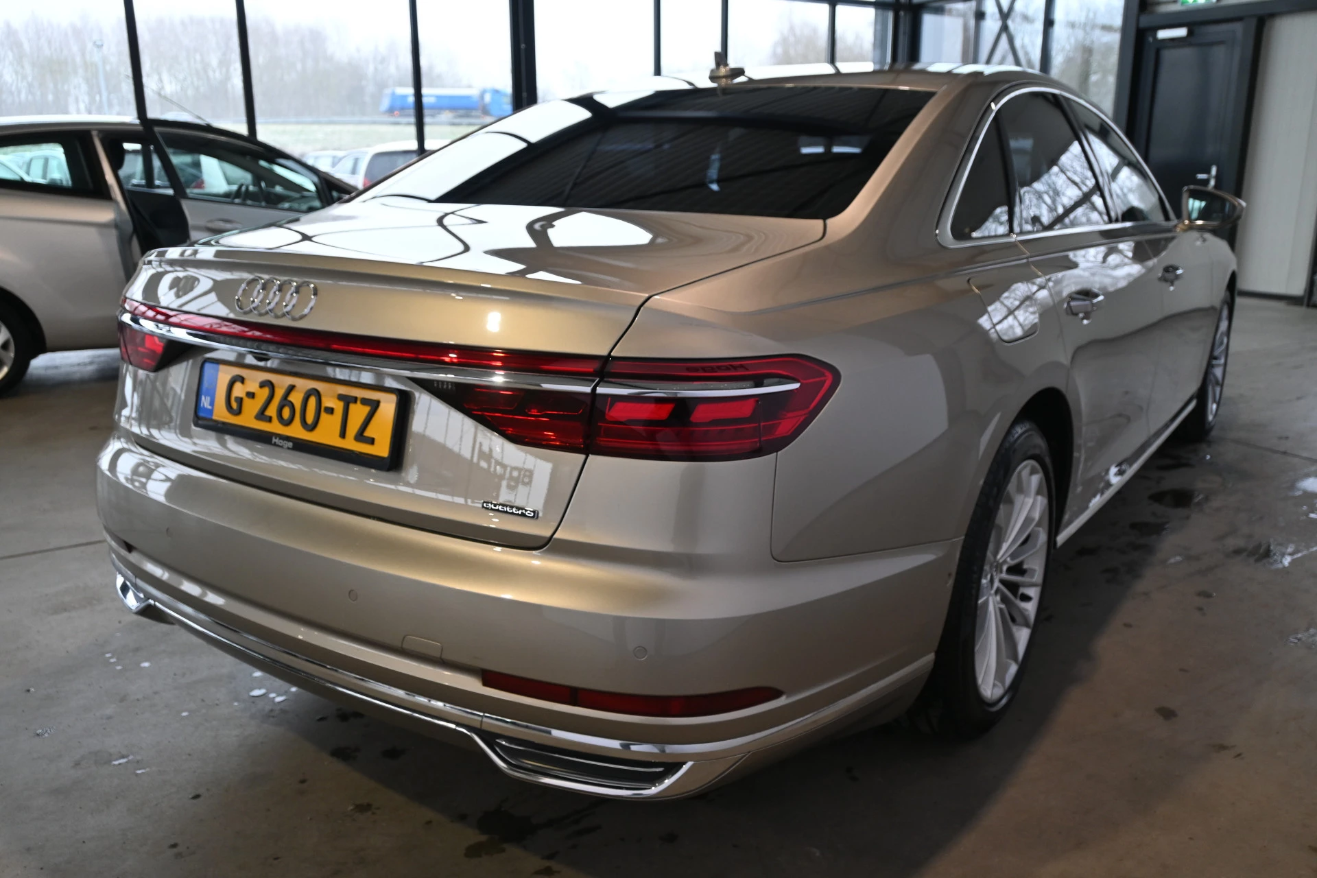 Hoofdafbeelding Audi A8
