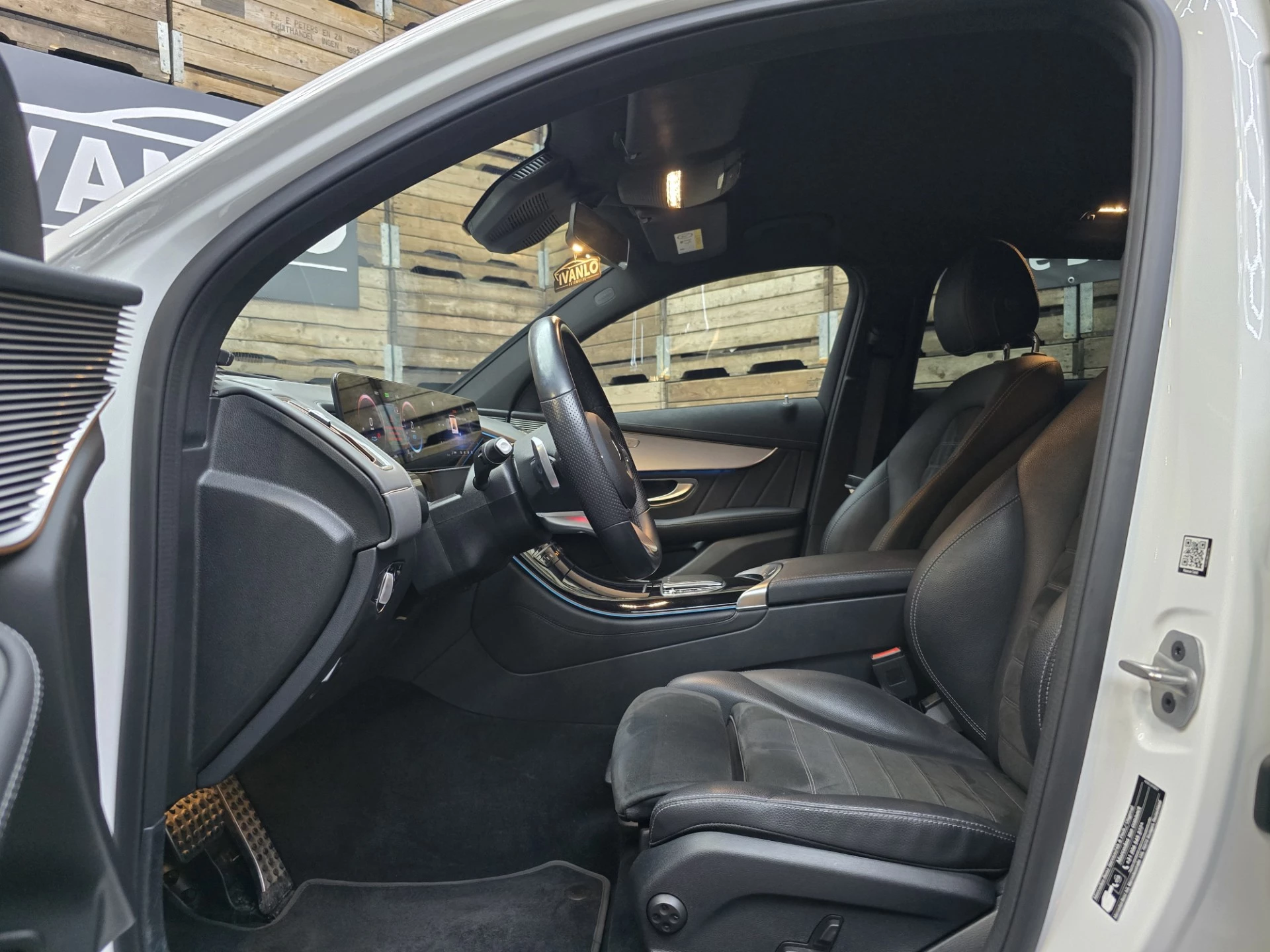 Hoofdafbeelding Mercedes-Benz EQC
