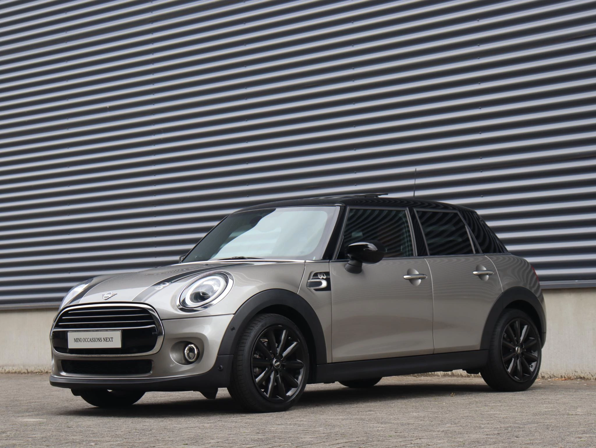 Hoofdafbeelding MINI 5-deurs