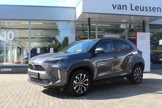 Toyota Yaris Cross 1.5 HYBRID STYLE PANODAK HEAD UP DISPLAY EL-A.KLEP STOEL/STUUR&STOELVERW. KEYLES LED APPLE/ANDROID