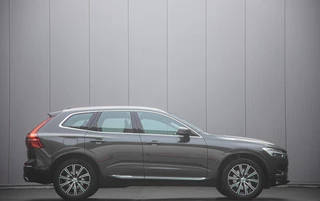 Hoofdafbeelding Volvo XC60 Volvo XC60 2.0 B4 AWD Inscription | Panoramadak | H/K Audio | Trekhaak