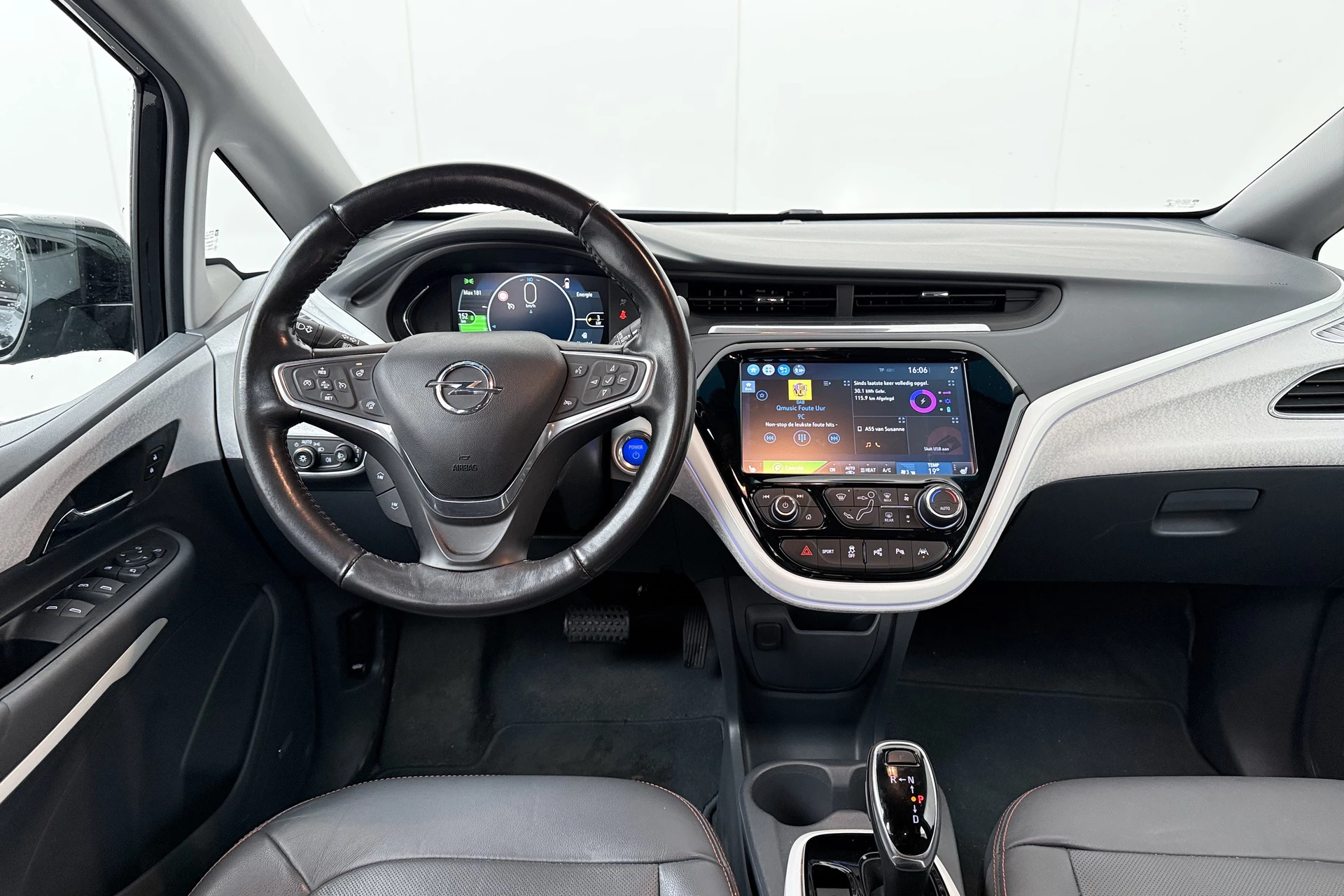 Hoofdafbeelding Opel Ampera-e