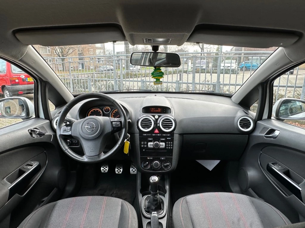 Hoofdafbeelding Opel Corsa