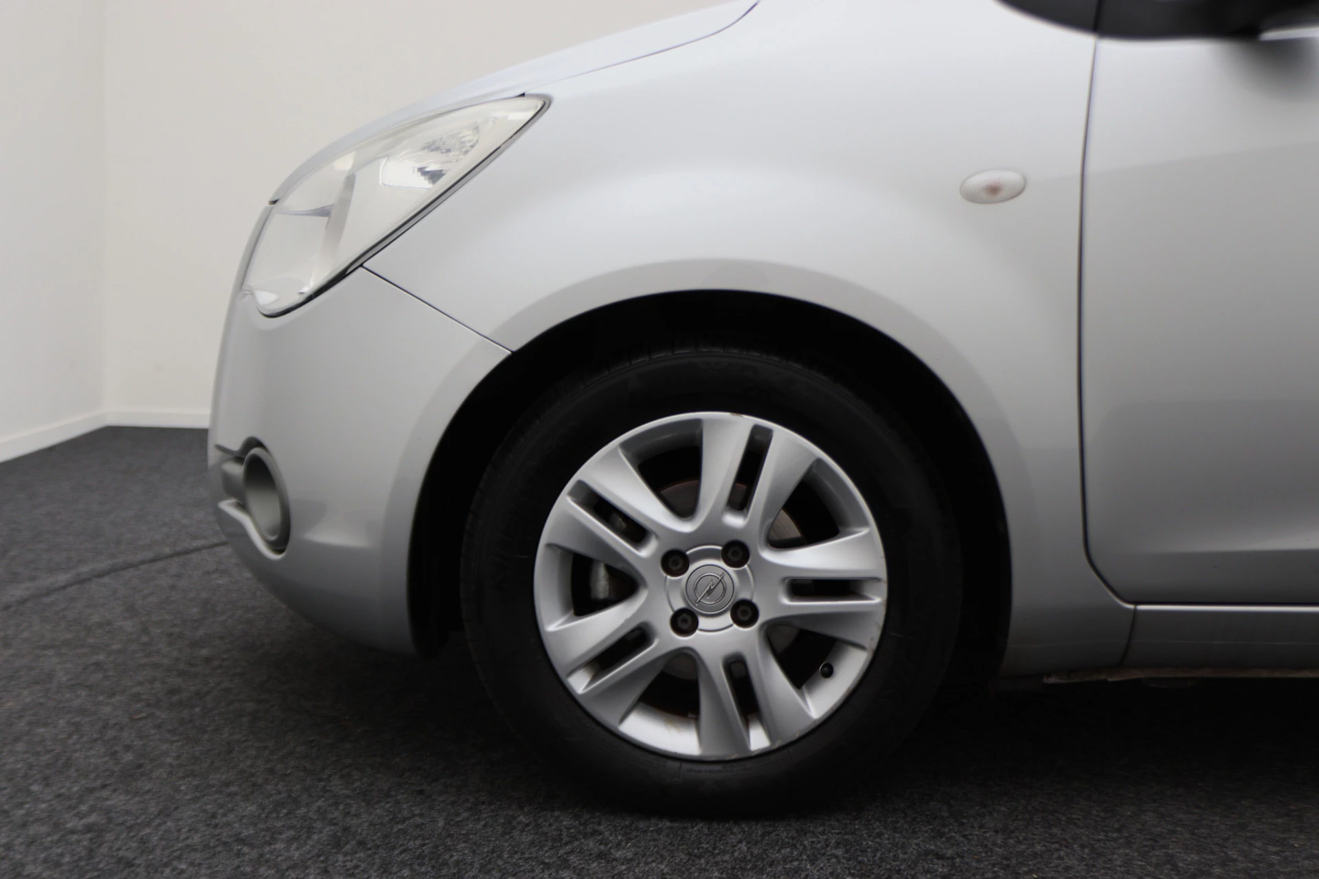 Hoofdafbeelding Opel Agila