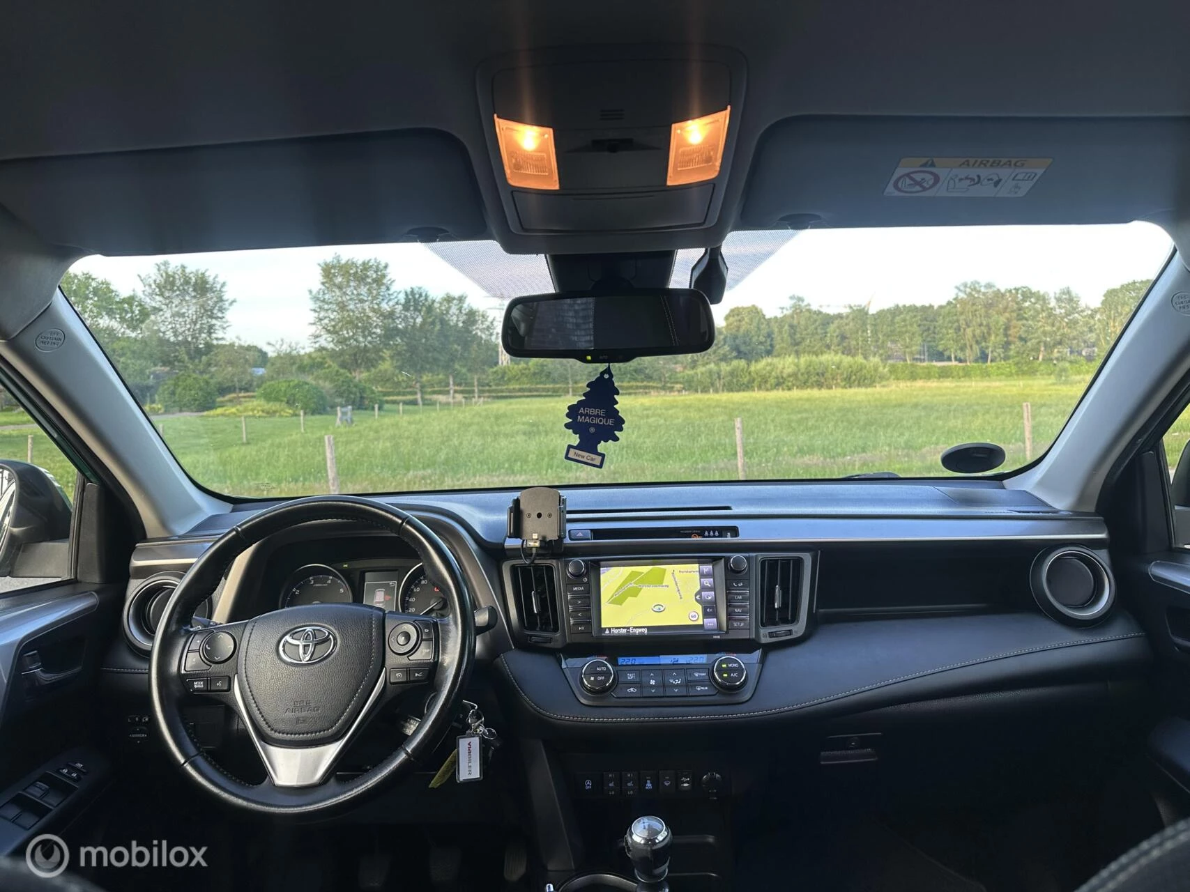 Hoofdafbeelding Toyota RAV4