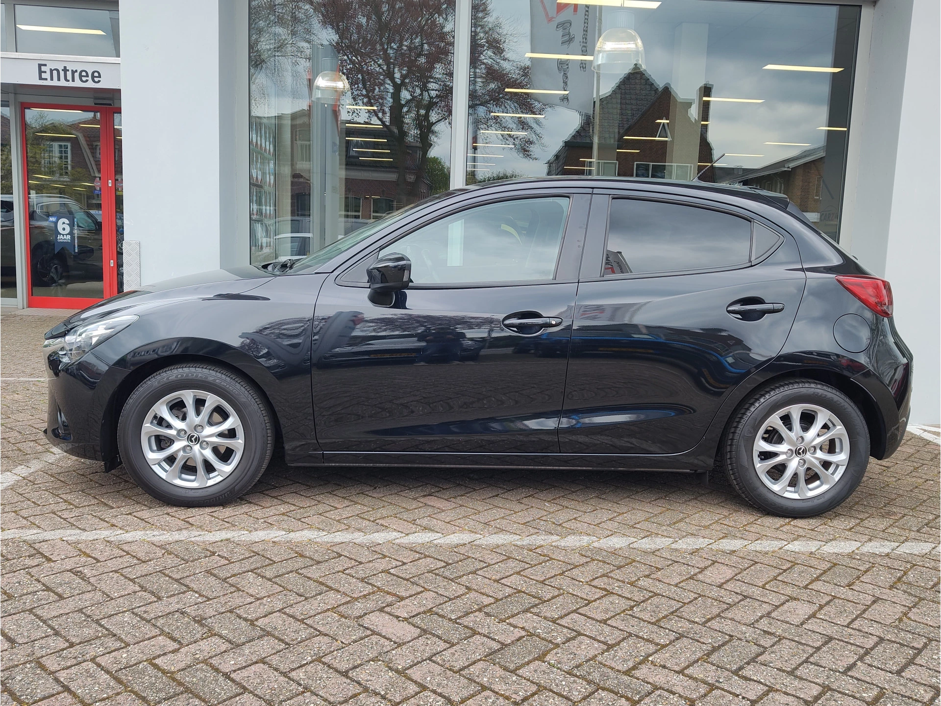 Hoofdafbeelding Mazda 2