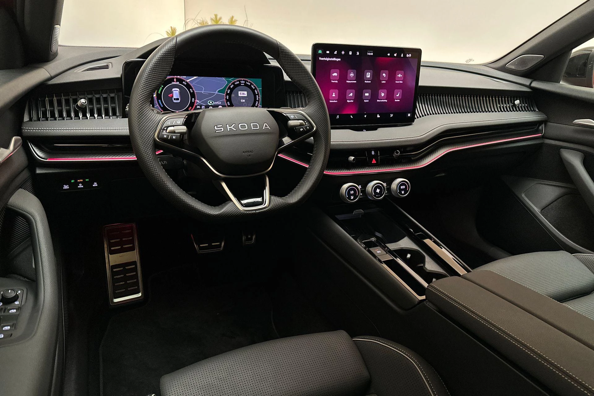 Hoofdafbeelding Škoda Superb