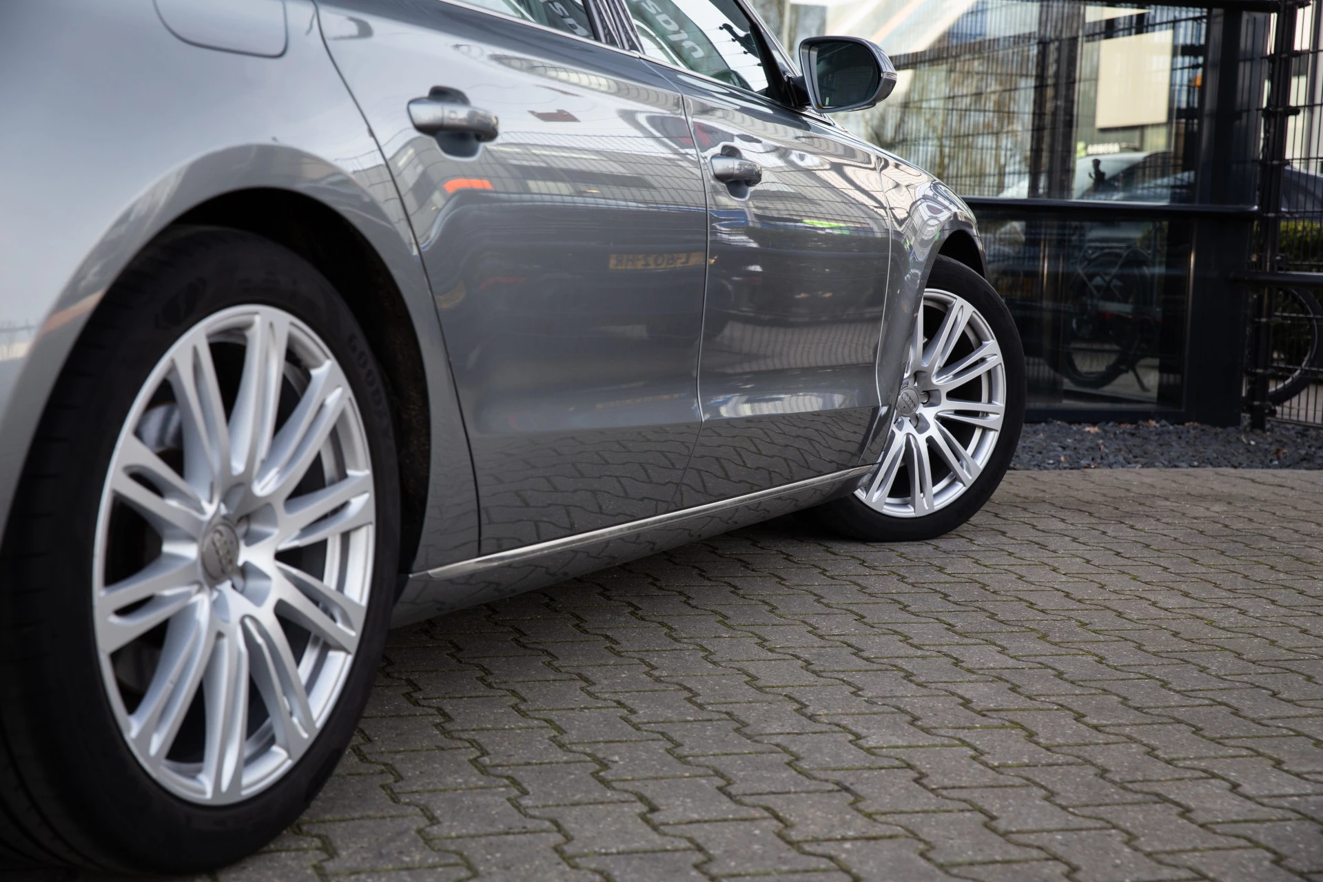 Hoofdafbeelding Audi A8