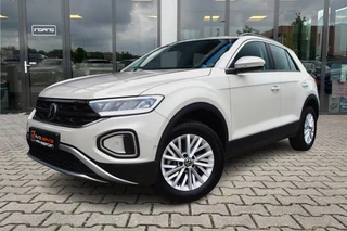Volkswagen T-Roc 1.5 TSI Life Business | LED | DAB | Trekhaak |