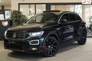 Hoofdafbeelding Volkswagen T-Roc Volkswagen T-Roc 2.0 TSI 4Motion 190PK 2x R-line Virtual Pano Led Cam ACC Trekhaak