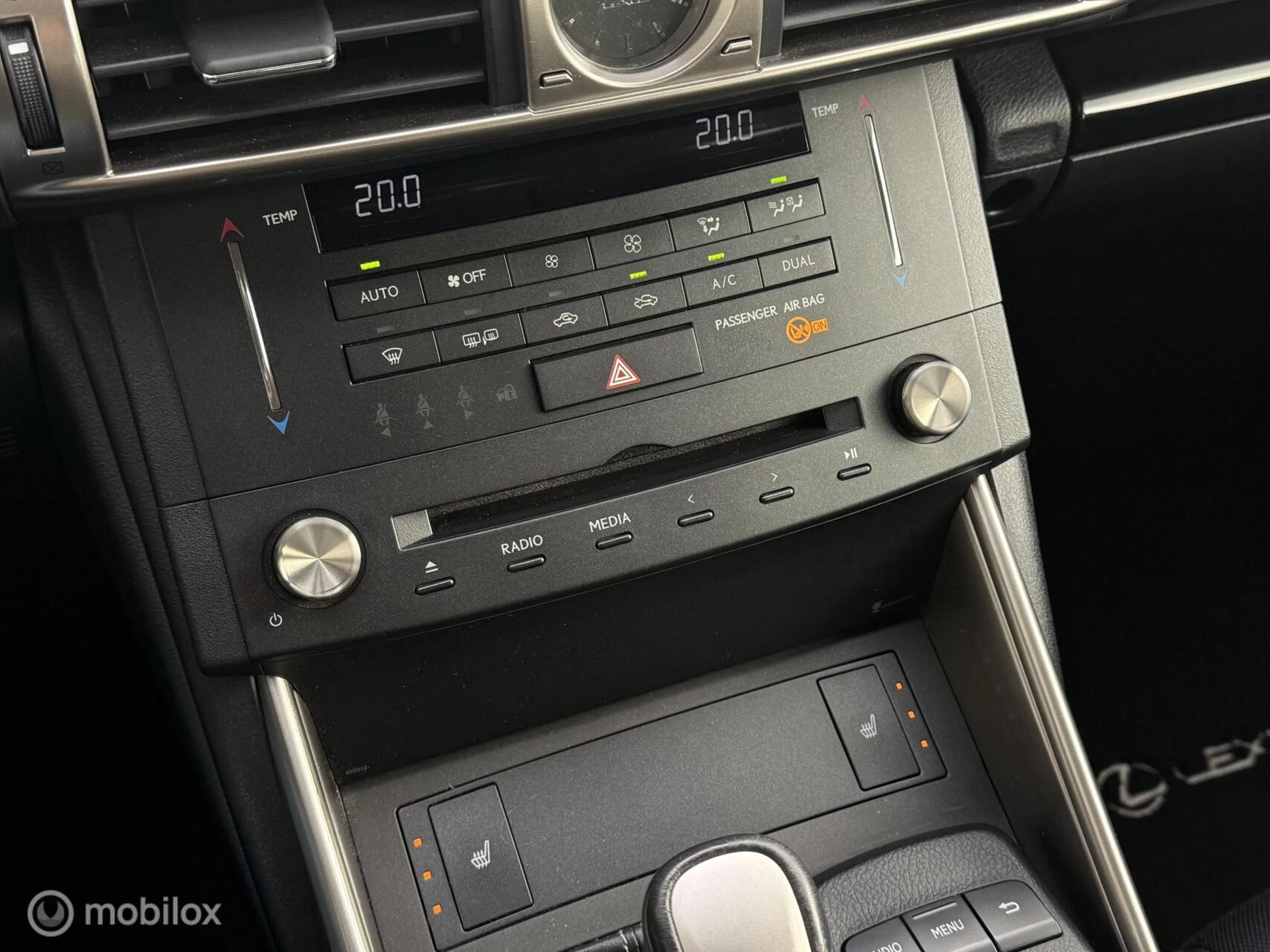 Hoofdafbeelding Lexus IS