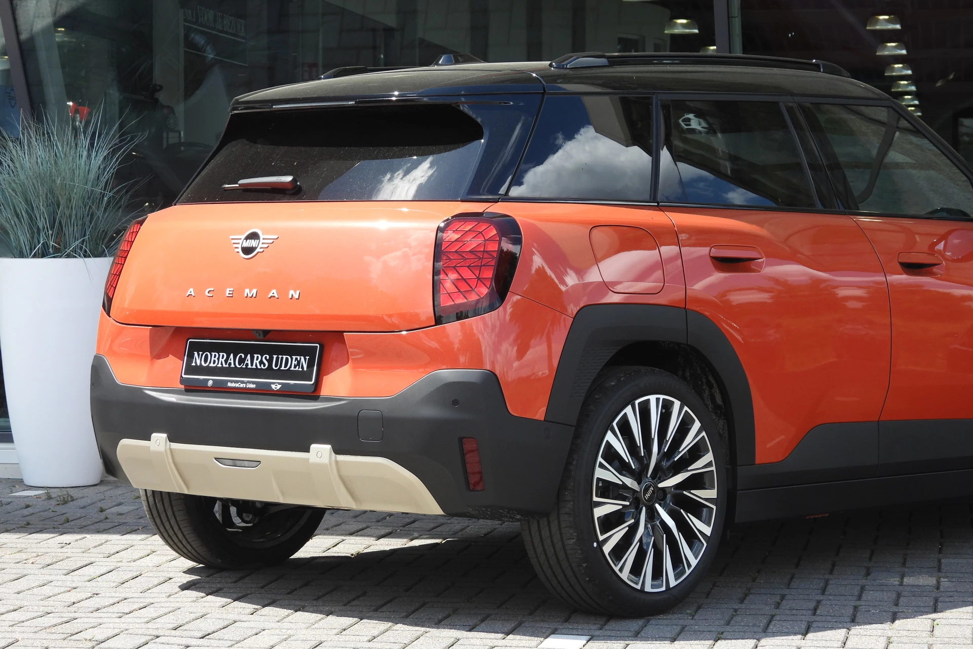 Hoofdafbeelding MINI Aceman