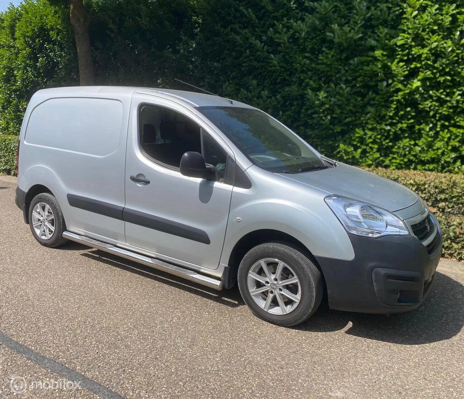 Hoofdafbeelding Peugeot Partner