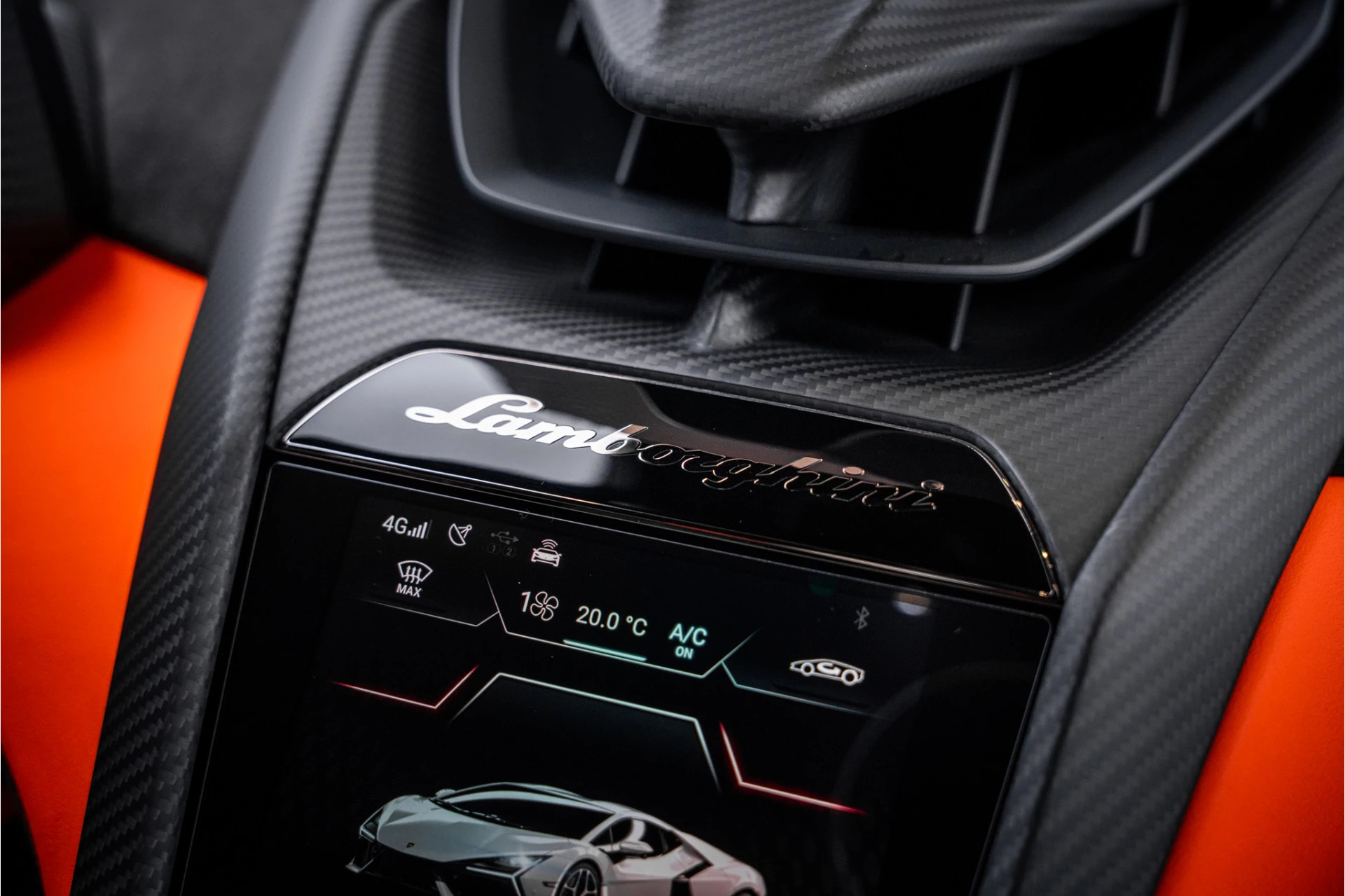 Hoofdafbeelding Lamborghini Revuelto