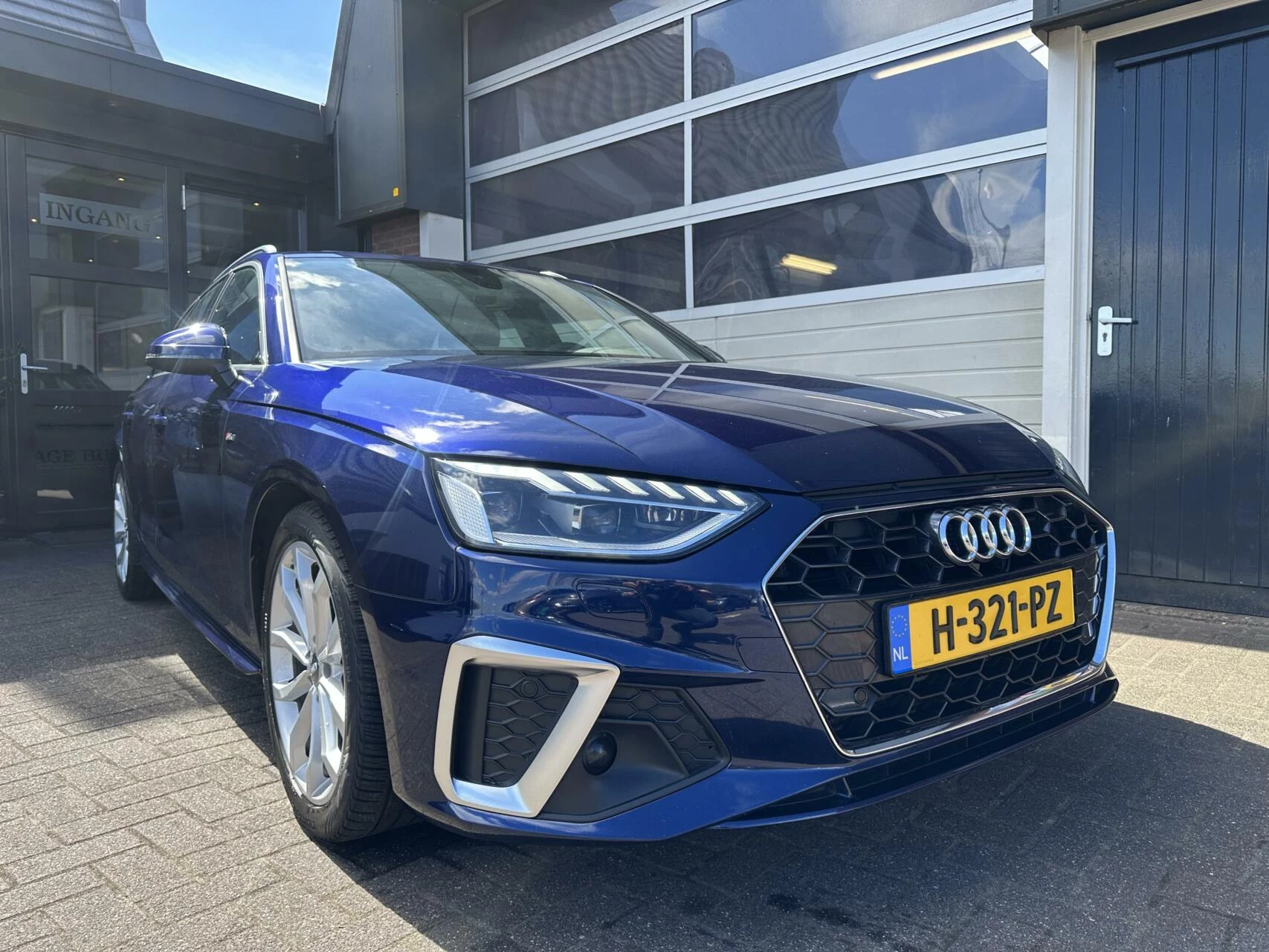 Hoofdafbeelding Audi A4