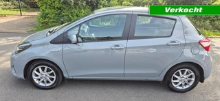 Toyota Yaris 1.5 Hybrid Dynamic *navigatie *Stoelverw.*ecc*