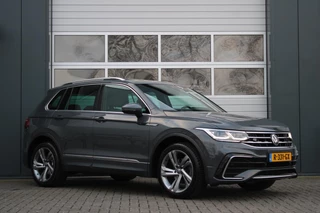 Volkswagen Tiguan 1.5 TSI R-Line Business+ DSG ACC/Virtual/Camera/Panodak/Keyless/LED/LaneAssist/Carplay/PDC/19"LM/Trekhaak/Dealer