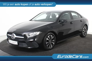 Hoofdafbeelding Mercedes-Benz A-Klasse Mercedes-Benz A-Klasse 180 *1ste Eigenaar*Navigatie*Camera*Carplay*