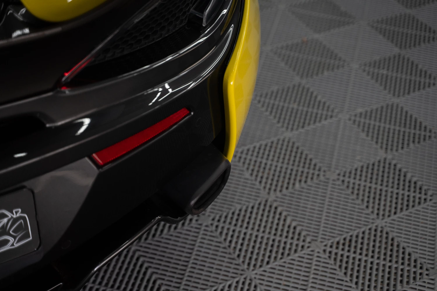 Hoofdafbeelding McLaren 570S