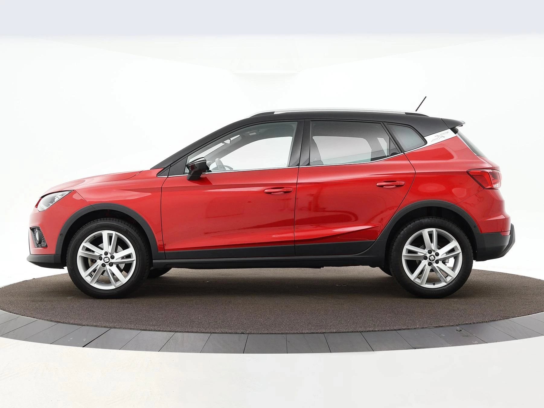 Hoofdafbeelding SEAT Arona