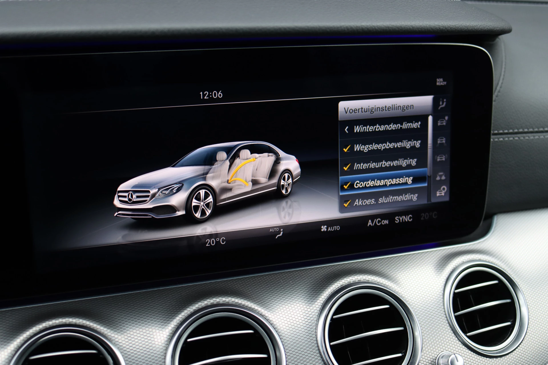 Hoofdafbeelding Mercedes-Benz E-Klasse