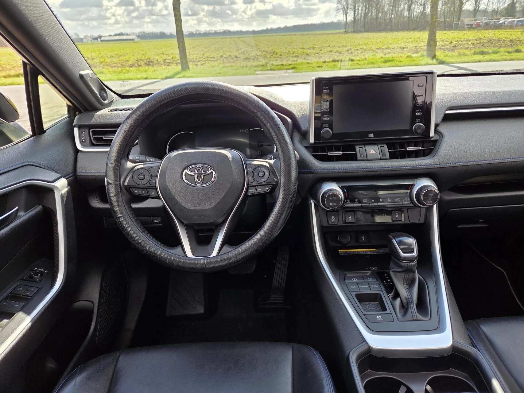 Hoofdafbeelding Toyota RAV4