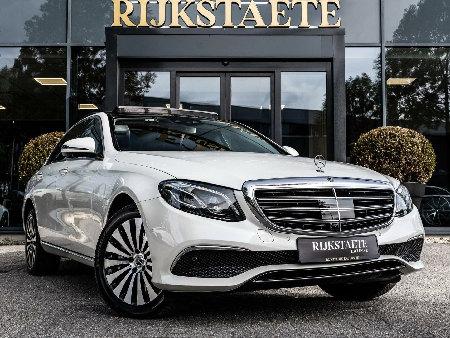 Hoofdafbeelding Mercedes-Benz E-Klasse
