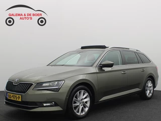 Hoofdafbeelding Škoda Superb Skoda Superb Combi 1.8 TSI Style Business AUTOMAAT / TREKHAAK / PANORAMADAK / STOELVERW / CARPLAY / CAMERA / NAVI / KEYLESS / NL-AUTO