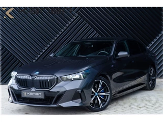 BMW i5 eDrive40 M Sport ACC Pano Sportstoelen Stoelvent. Sfeerver. Bowers&wilkins Memory Led