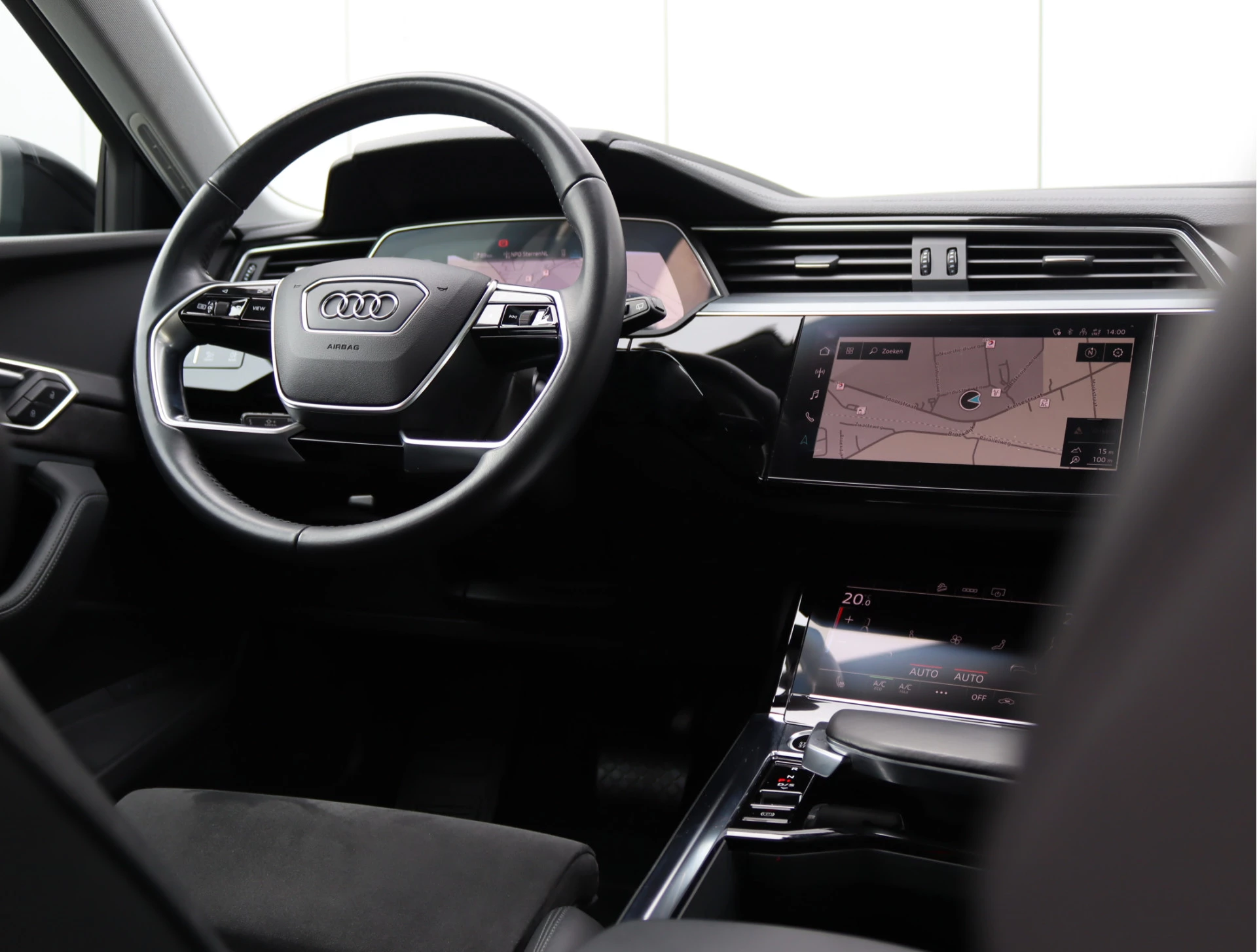 Hoofdafbeelding Audi e-tron