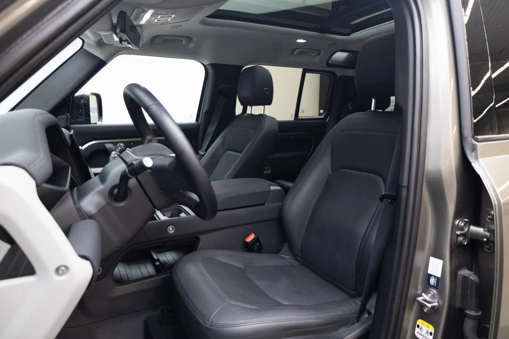 Hoofdafbeelding Land Rover Defender