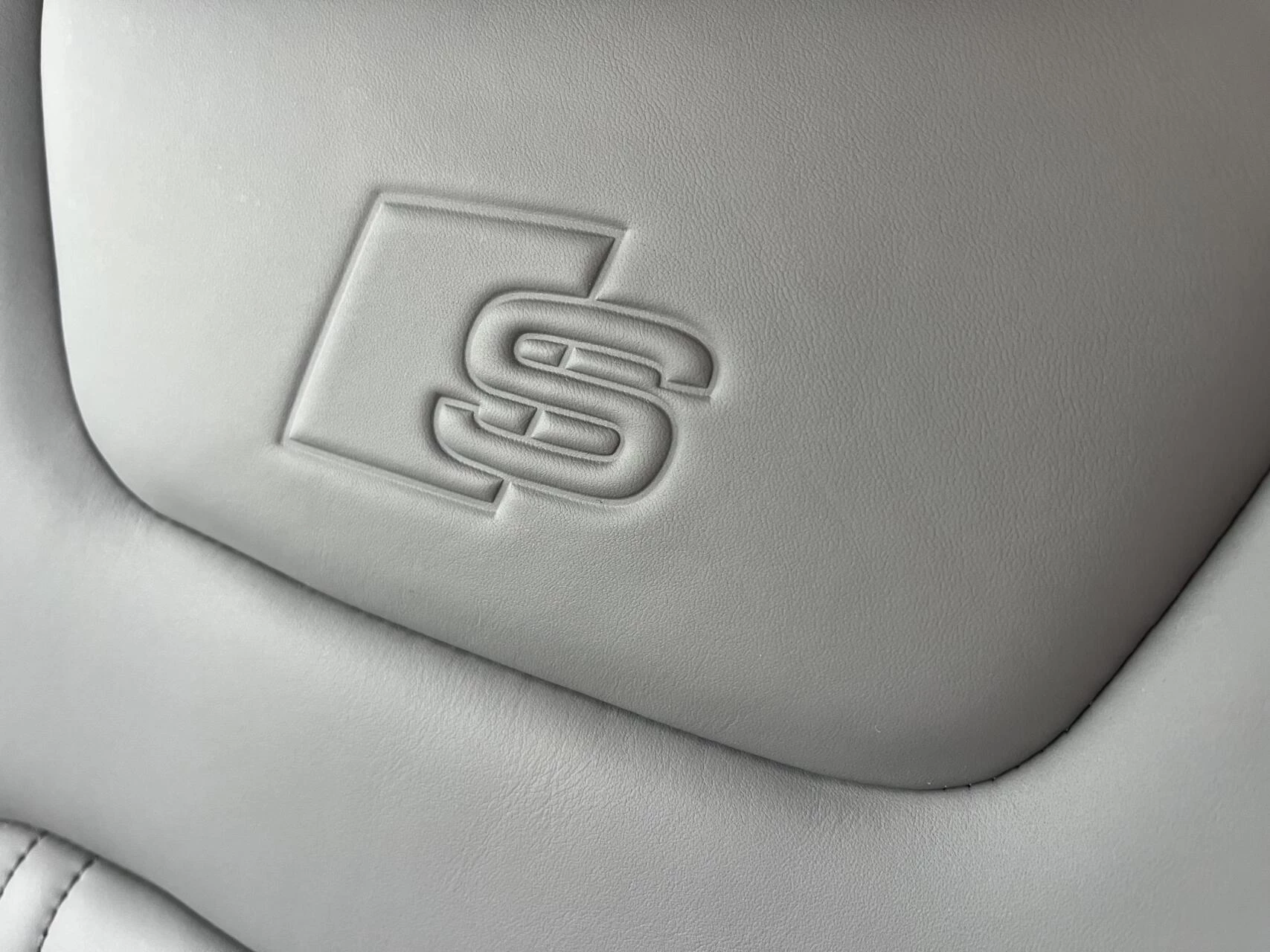 Hoofdafbeelding Audi Q8 e-tron