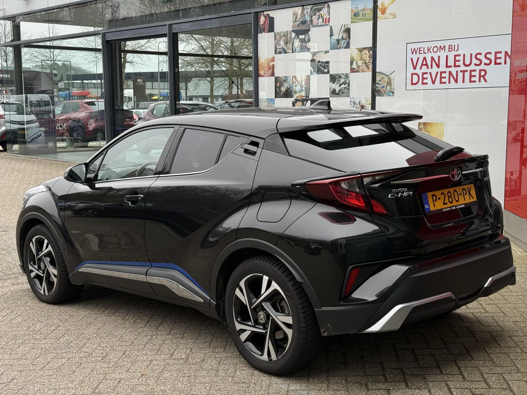 Hoofdafbeelding Toyota C-HR