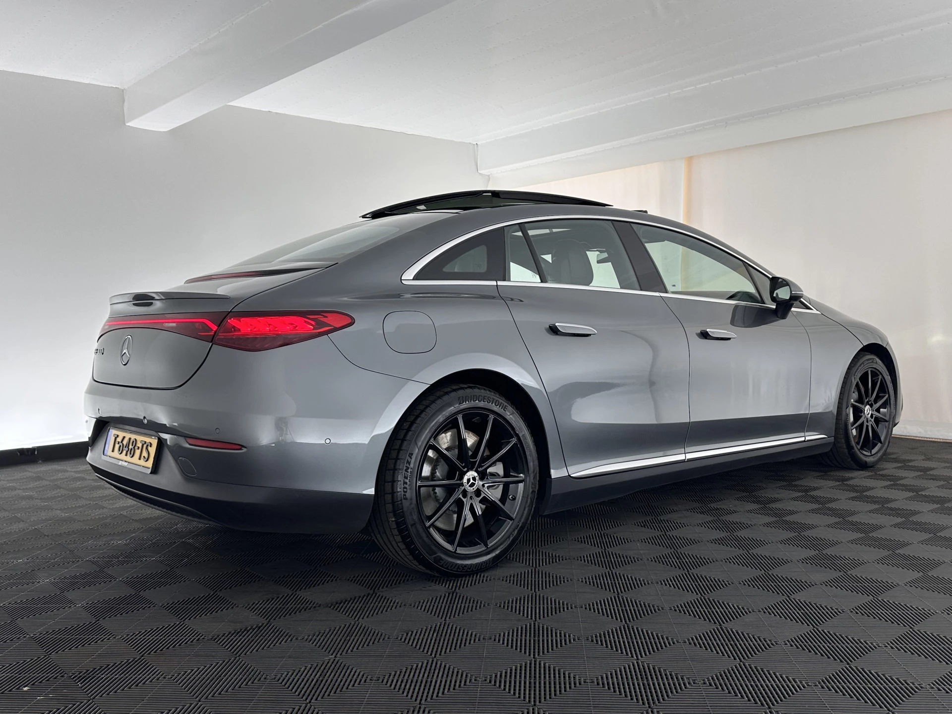 Hoofdafbeelding Mercedes-Benz EQE