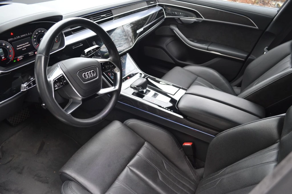 Hoofdafbeelding Audi A8