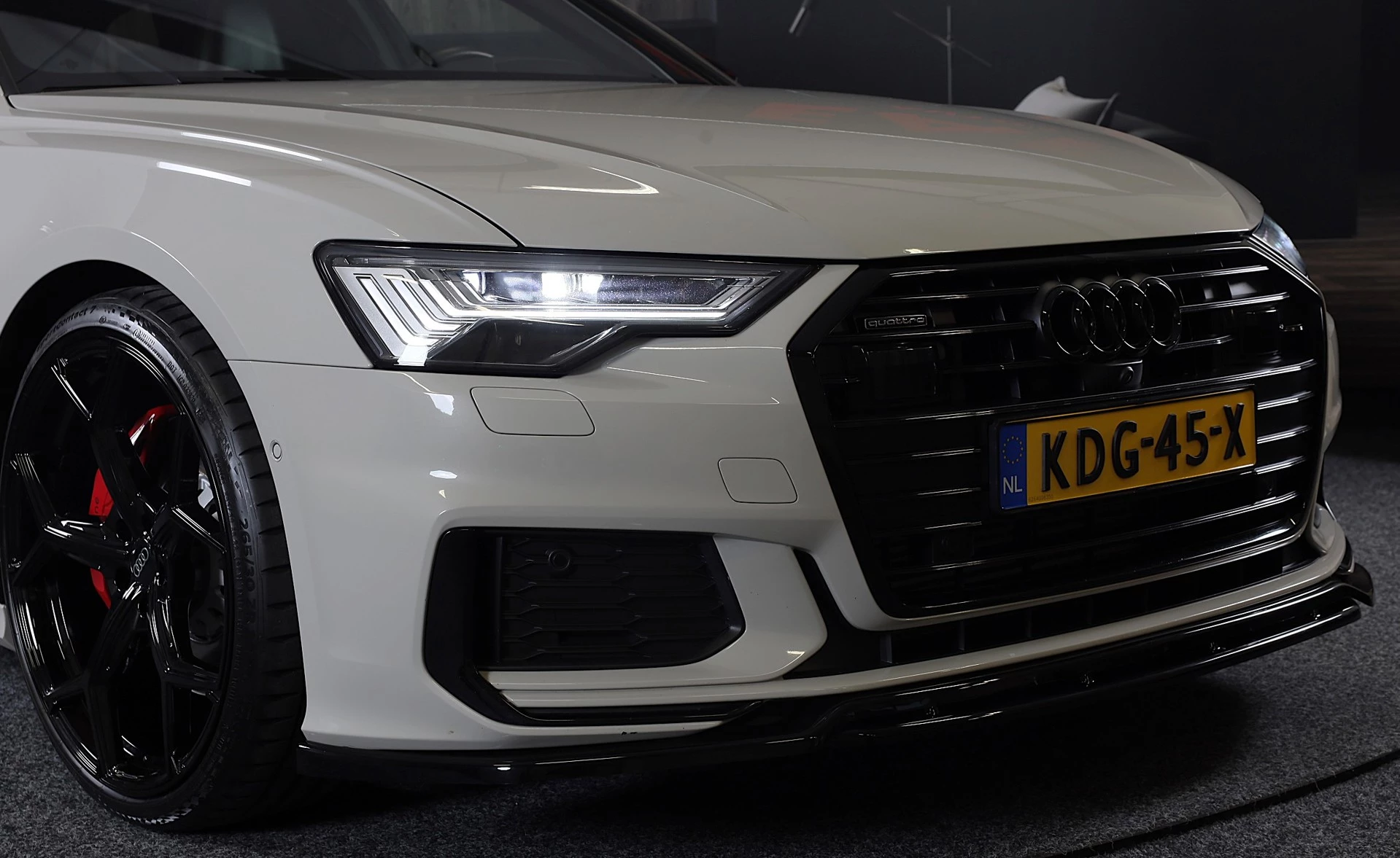 Hoofdafbeelding Audi A6