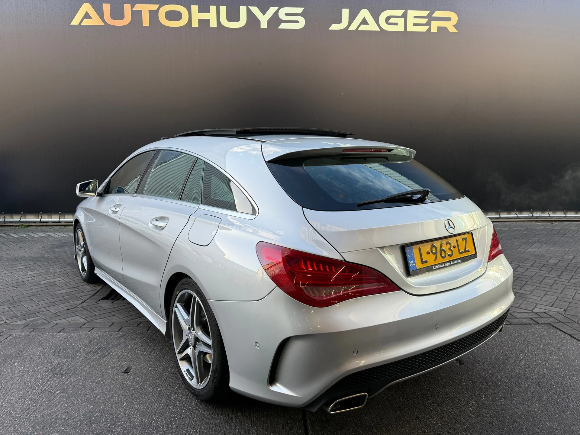 Hoofdafbeelding Mercedes-Benz CLA